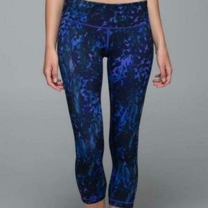 Lululemon Blue Floral Wunder Under Crop Leggings